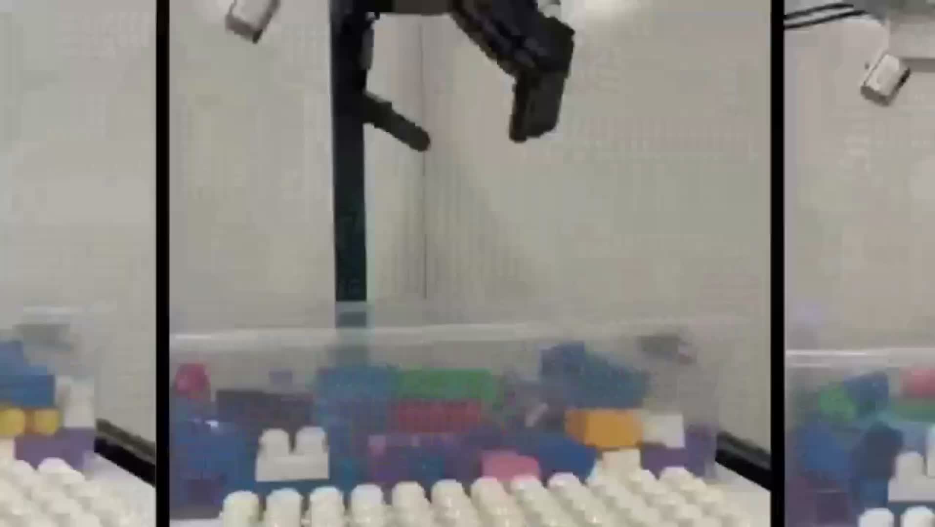 灵巧手搭乐高